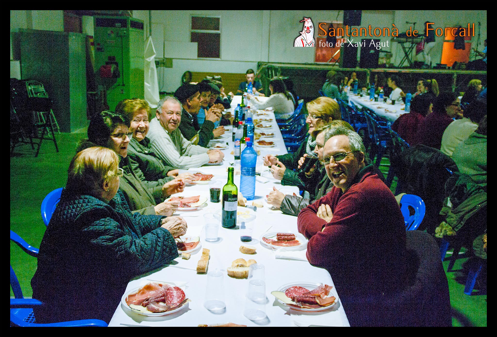 Pavelló de Festes - Els Majorals conviden, a tots els que han ajudat, a un sopar.